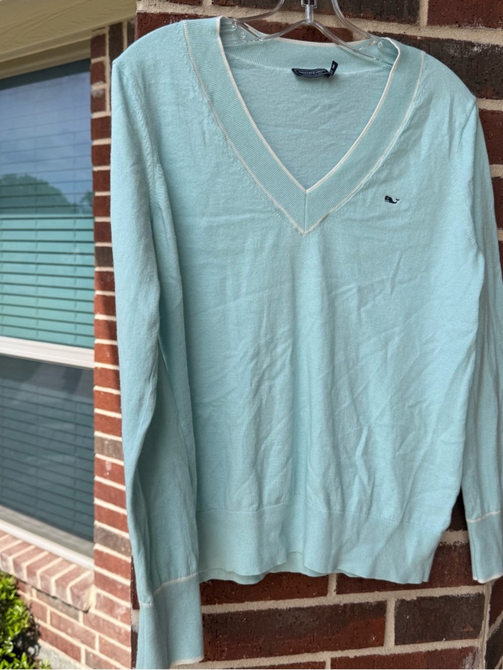 Vineyard Vines Women’s Slim Fit V-Neck Sweater in Aqua Haze